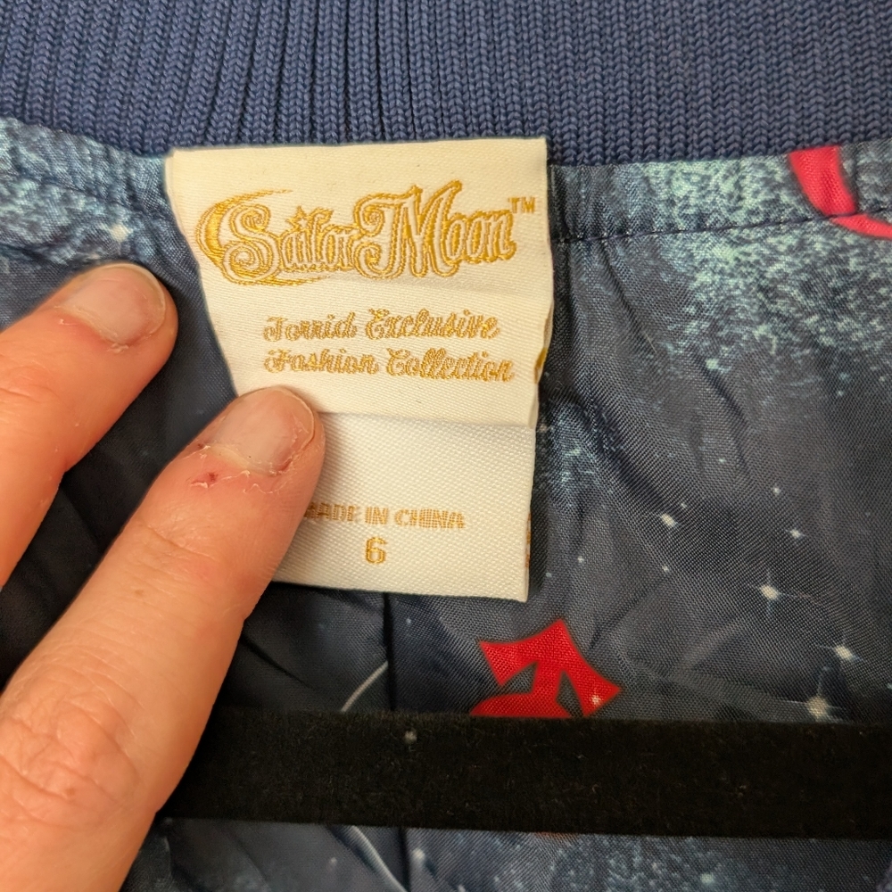 NWOT Sailor Moon x Torrid Navy Bomber Jacket with Pink Accents Plus - Picture 5 of 11